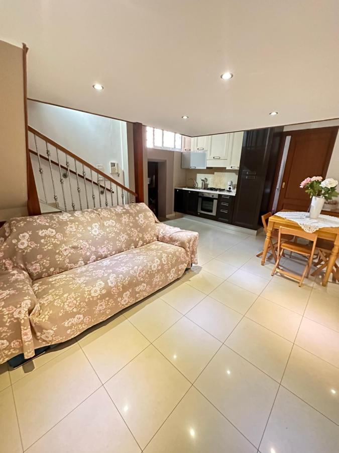 La Casetta Guest House Сан Джорджо а Кремано Екстериор снимка